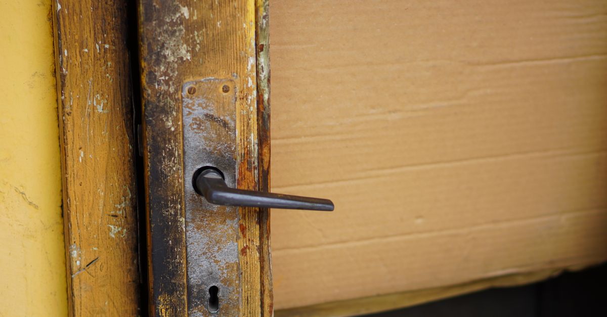 Storefront Door Lock Installation — Plainfield NJ Locksmith